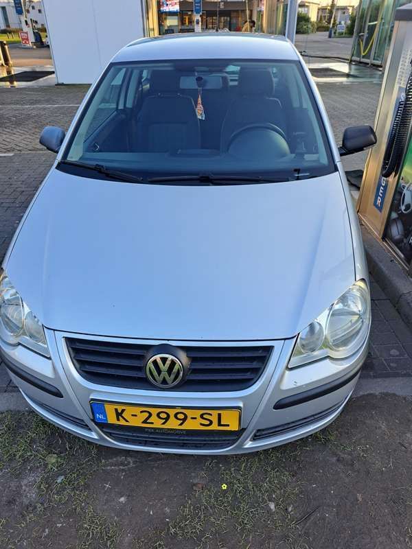 Grijs Gebruikt 2006 VW Polo Trendline Hatchback | € 2.200 (Goede deal) - Afbeelding 1/4