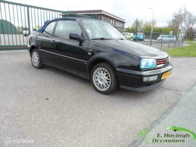 Zwart Gebruikt 1996 VW Golf Cabriolet Cabriolet | € 1.250 (Goede deal) - Afbeelding 1/4