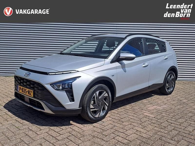 Grijs metallic Gebruikt 2022 Hyundai Bayon Comfort SUV | € 20.995 (Eerlijke prijs) - Afbeelding 1/4