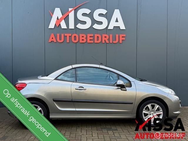 Grijs Gebruikt 2007 Peugeot 207 CC Cabriolet | € 2.250 (Goede deal) - Afbeelding 1/4
