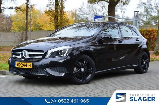 Occasion Mercedes A180 Ambition 123 PK (90 kW) 2014 Zwart Hatchback