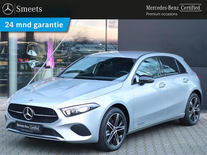 Occasion Mercedes A250 Business 218 PK (160 kW) 2025 Grijs Hatchback