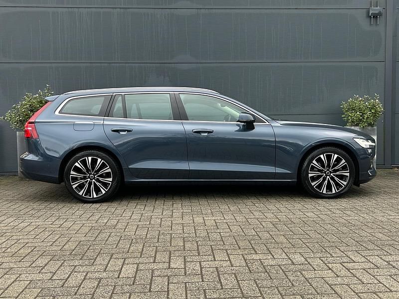Occasion Volvo V60 Plus 2023 Blauw Stationwagen
