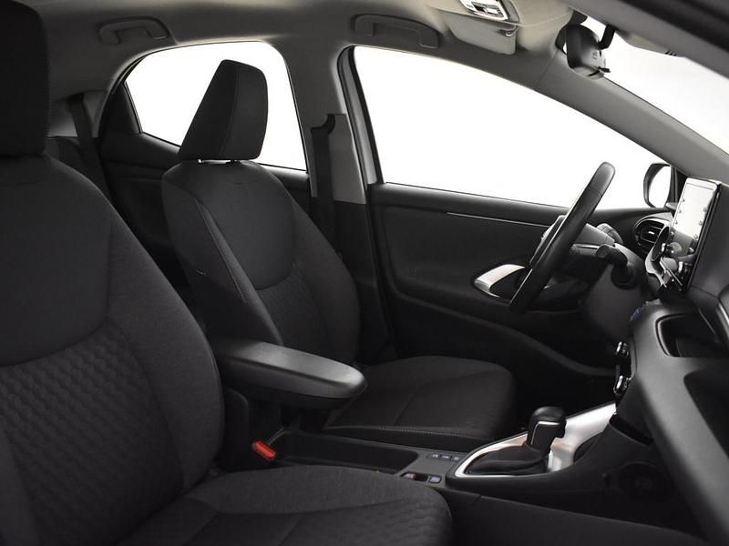 Occasion Toyota Yaris Hybrid 116 PK (85 kW) 2021 Wit Hatchback