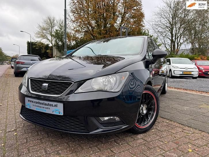 Zwart Occasion 2012 Seat Ibiza Hatchback | € 5.495 (Iets duurder) - Afbeelding 1/4