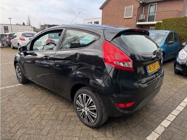 Occasion Ford Fiesta Trend 82 PK (60 kW) 2009 Zwart (metallic) Hatchback