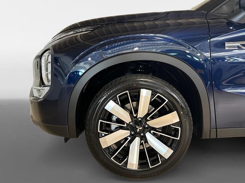 Nieuw Mitsubishi Outlander P-HEV Edition 306 PK (225 kW) 2025 SUV