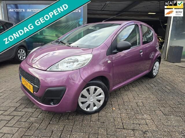 Paars Gebruikt 2013 Peugeot 107 Hatchback | € 4.999 (Eerlijke prijs) - Afbeelding 1/4