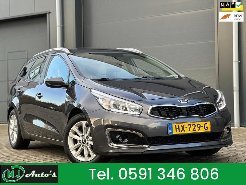 Occasion Kia Ceed First Edition 120 PK (88 kW) 2016 Grijs Hatchback