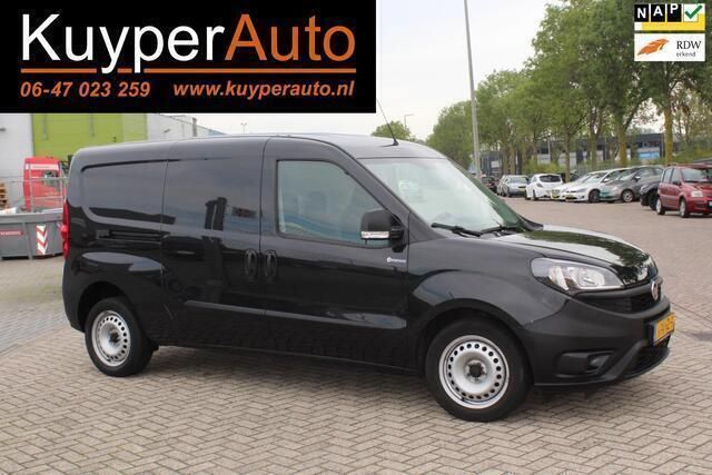 Zwart Gebruikt 2020 Fiat Doblò MPV | € 11.700 (Iets duurder) - Afbeelding 1/4