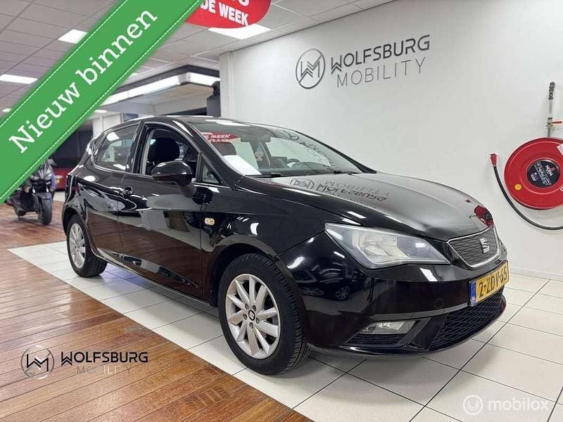 Zwart Occasion 2015 Seat Ibiza Ecomotive Hatchback | € 3.750 (Goede deal) - Afbeelding 1/4