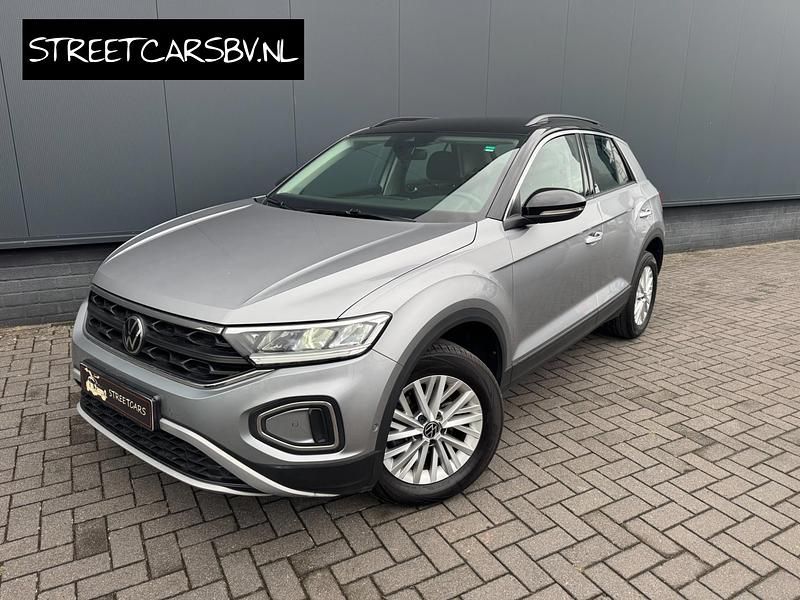 , metallic lak Gebruikt 2022 VW T-Roc SUV | € 24.950 (Super prijs) - Afbeelding 1/4