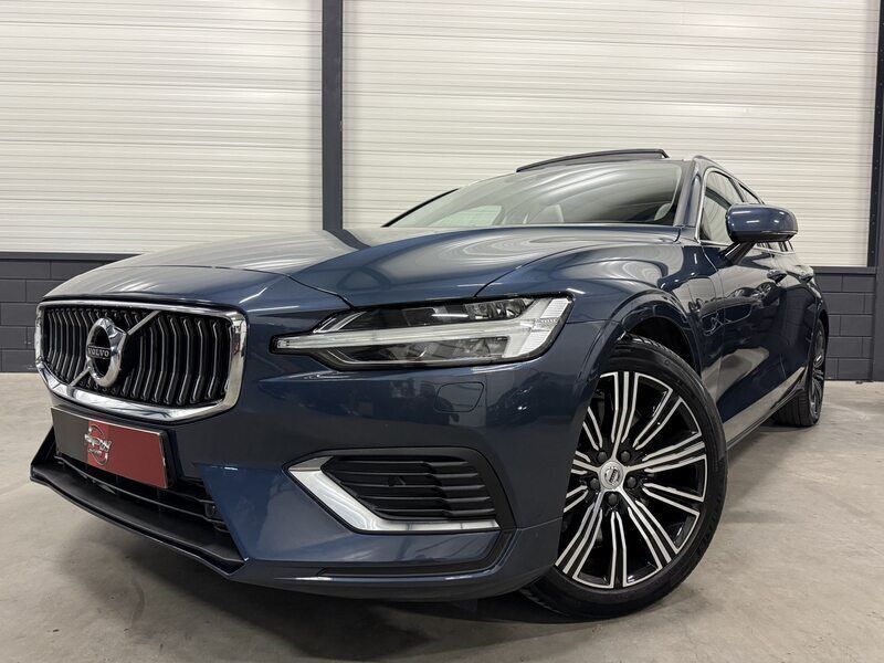 Blauw Gebruikt 2021 Volvo V60 Inscription Stationwagen | € 34.350 (Goede deal) - Afbeelding 1/4