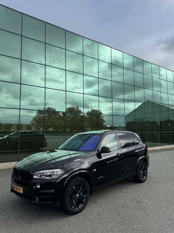 Zwart Occasion 2015 BMW X5 M SUV | € 23.450 - Afbeelding 1/4