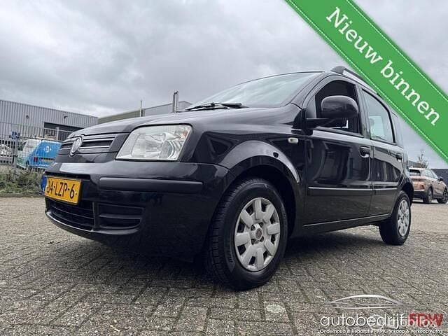 Zwart Gebruikt 2010 Fiat Panda Hatchback | € 2.750 (Eerlijke prijs) - Afbeelding 1/4