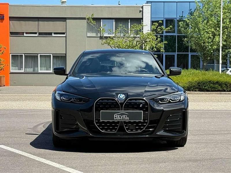 Zwart Gebruikt 2024 BMW i4 Sedan | € 43.500 (Eerlijke prijs) - Afbeelding 1/4