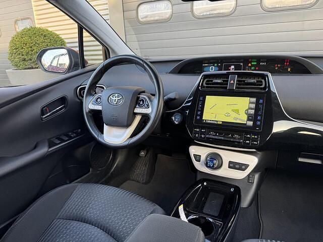 Occasion Toyota Prius Executive 123 PK (90 kW) 2019 Rood Hatchback