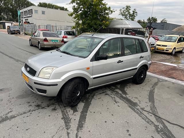 Grijs Gebruikt 2005 Ford Fusion MPV | € 1.350 (Eerlijke prijs) - Afbeelding 1/4