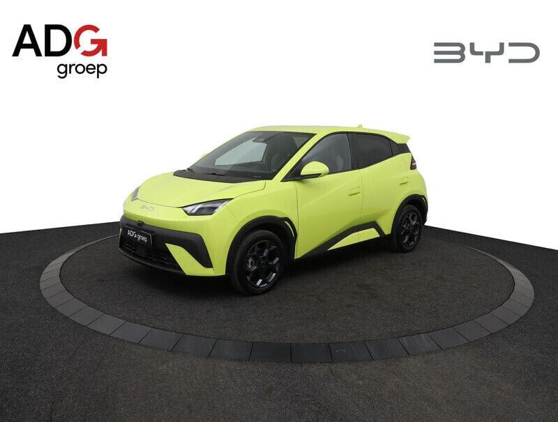 Geel Nieuw 2025 BYD Dolphin Comfort Hatchback | € 26.690 (Super prijs) - Afbeelding 1/4