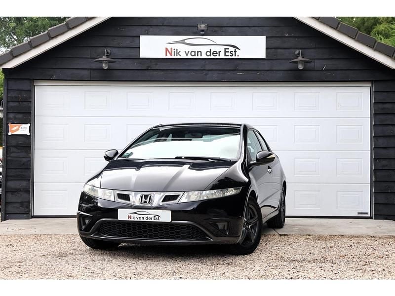 Zwart Gebruikt 2010 Honda Civic Comfort Hatchback | € 5.500 (Eerlijke prijs) - Afbeelding 1/4