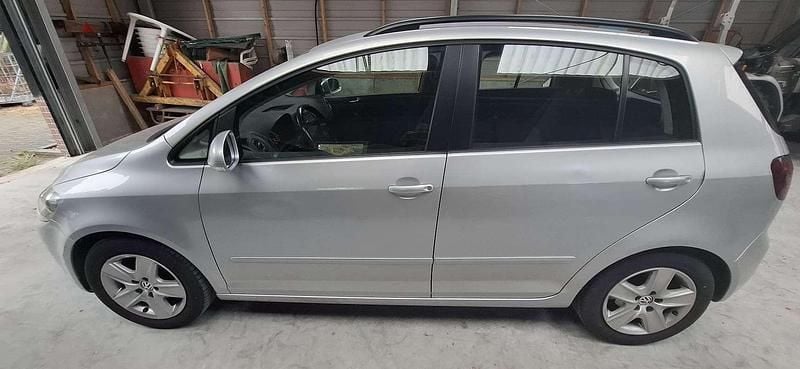 Zilver Gebruikt 2009 VW Golf Plus Cross Highline MPV | € 5.950 (Goede deal) - Afbeelding 1/4