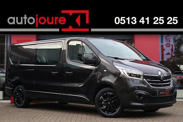 Zwart Gebruikt 2020 Renault Trafic Black Edition MPV | € 14.950 (Iets duurder) - Afbeelding 1/4