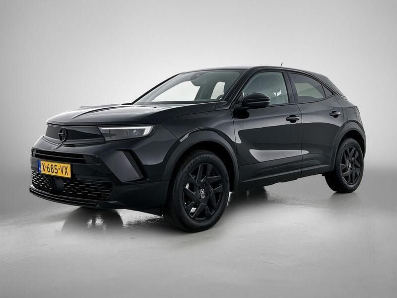 Zwart Gebruikt 2024 Opel Mokka SUV | € 26.940 (Eerlijke prijs) - Afbeelding 1/4