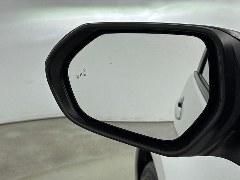 Occasion Toyota Yaris Executive 116 PK (85 kW) 2022 Wit Hatchback