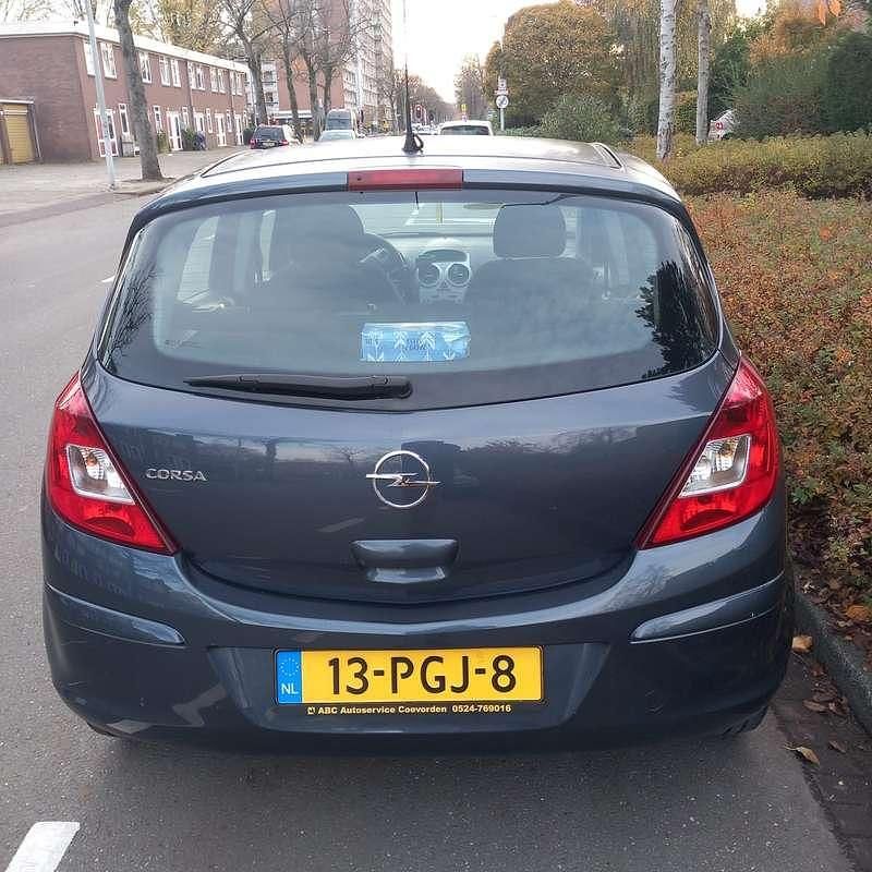 Blauw Gebruikt 2010 Opel Corsa Edition Hatchback | € 1.900 (Goede deal) - Afbeelding 1/4