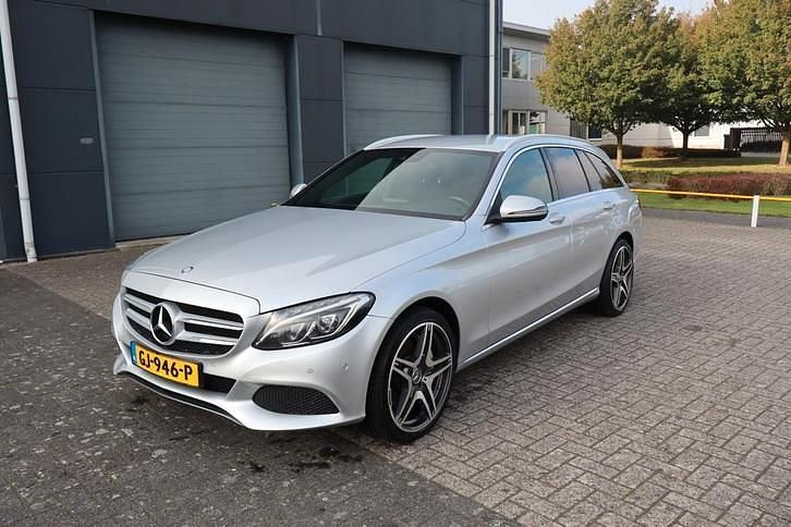 Gebruikt 2015 Mercedes C350 | € 7.450 (Super prijs) - Afbeelding 1/1