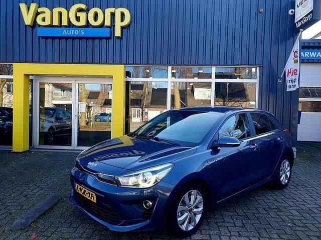Blauw Occasion 2021 Kia Rio Hatchback | € 18.595 (Eerlijke prijs) - Afbeelding 1/4