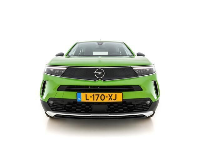 Groen metallic Gebruikt 2021 Opel Mokka-e Elegance SUV | € 15.745 (Eerlijke prijs) - Afbeelding 1/4