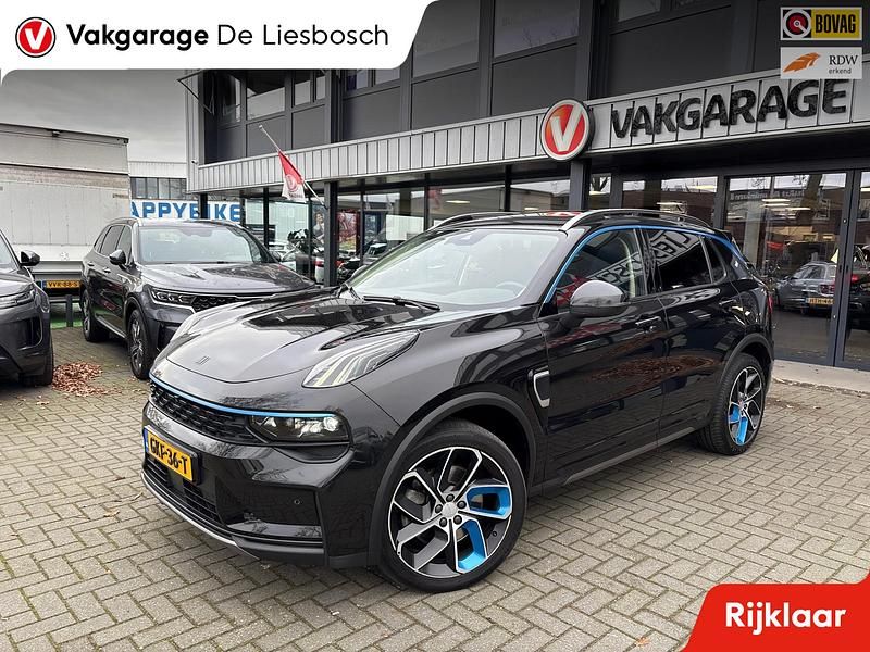 Zwart Gebruikt 2022 Lynk & Co 01 SUV | € 22.950 (Eerlijke prijs) - Afbeelding 1/4