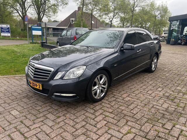 Grijs Gebruikt 2011 Mercedes S250 Avantgarde Sedan | € 10.950 (Eerlijke prijs) - Afbeelding 1/4