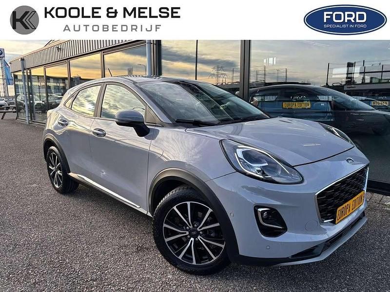 Grijs Occasion 2021 Ford Puma Titanium SUV | € 16.950 (Super prijs) - Afbeelding 1/4
