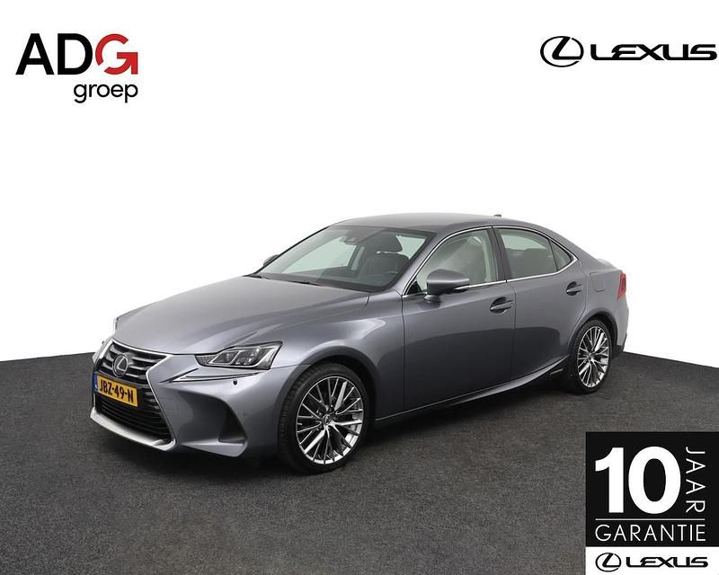 Grijs Gebruikt 2018 Lexus IS300h Luxury Line Sedan | € 29.950 (Duur) - Afbeelding 1/4