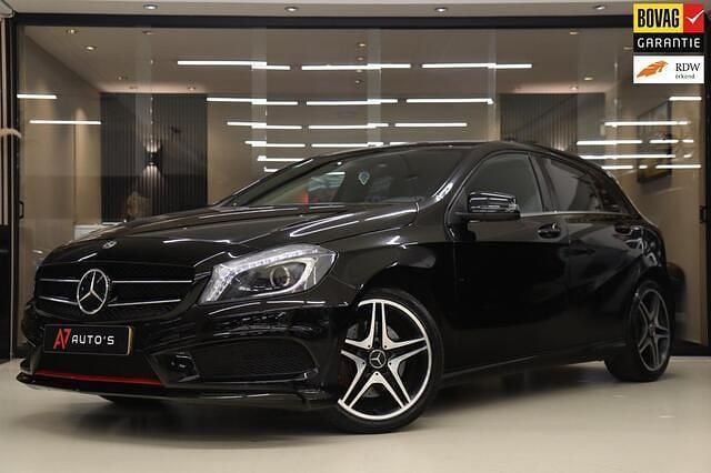 Zwart Gebruikt 2013 Mercedes A250 Ambition Hatchback | € 9.950 (Super prijs) - Afbeelding 1/4