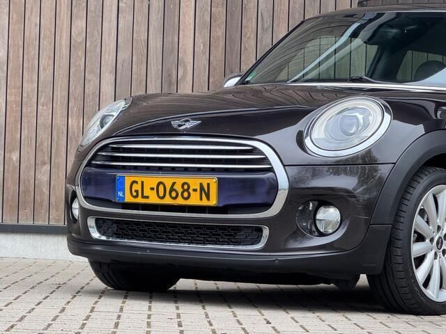 Occasion Mini Cooper Chili 136 PK (100 kW) 2015 Bruin, metallic lak Hatchback