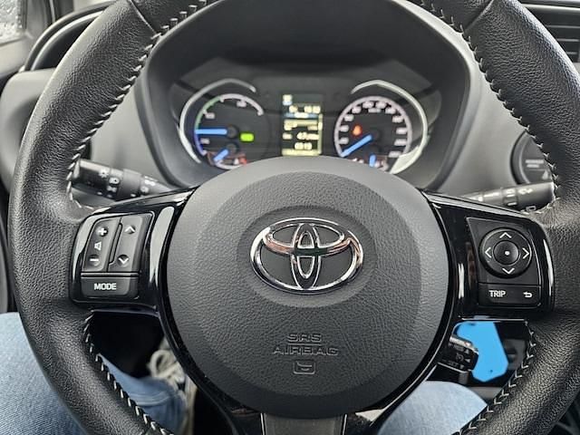 Occasion Toyota Yaris Hybrid Active 2019 Wit (metallic) Hatchback