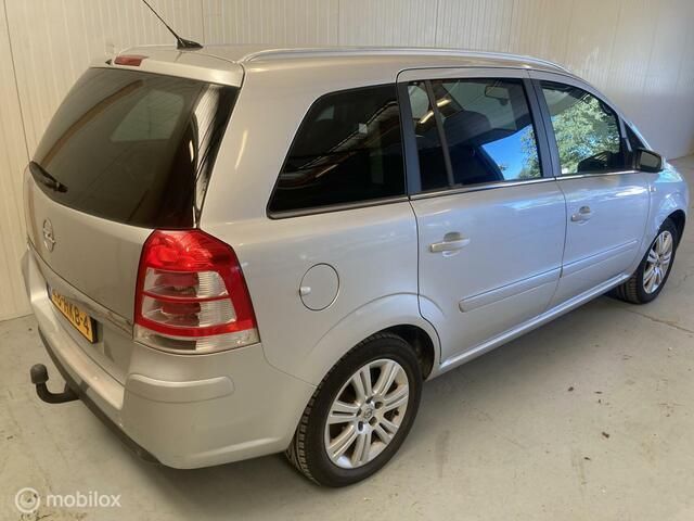 Occasion Opel Zafira Executive 140 PK (102 kW) 2009 Grijs MPV