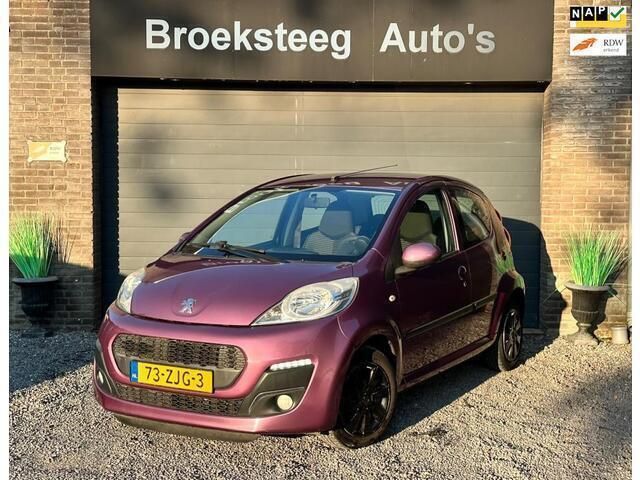 Paars Gebruikt 2012 Peugeot 107 Active Hatchback | € 4.050 (Eerlijke prijs) - Afbeelding 1/4