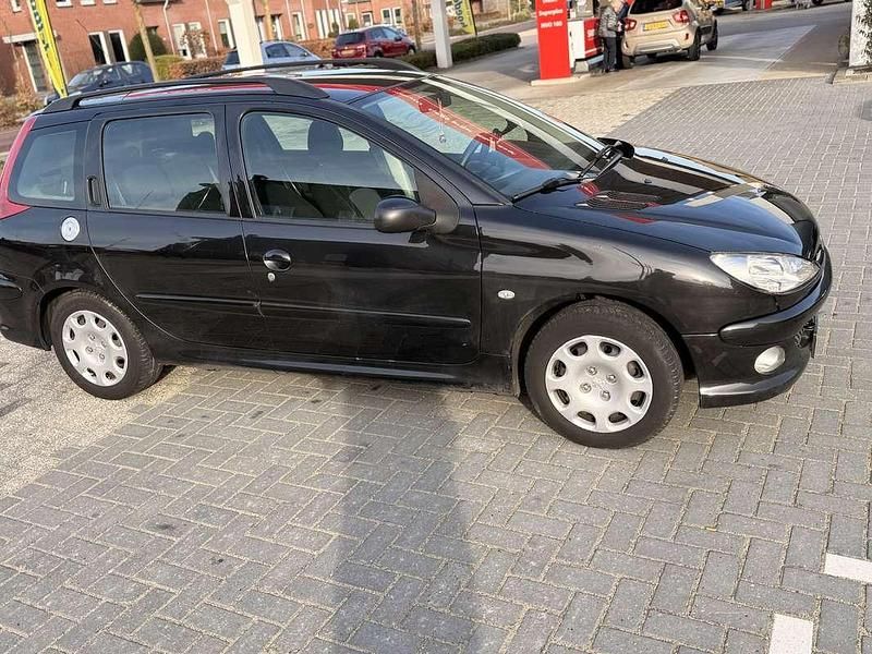 Occasion Peugeot 206 75 PK (55 kW) 2005 Zwart Stationwagen