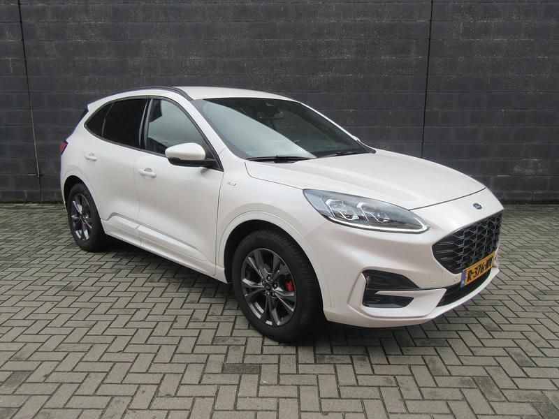 Occasion Ford Kuga ST-Line X 2021 Wit SUV