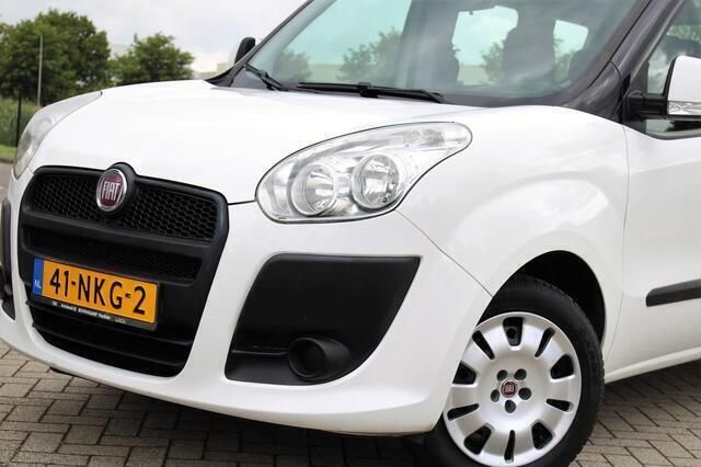Occasion Fiat Doblò Dynamic 95 PK (69 kW) 2010 Wit MPV