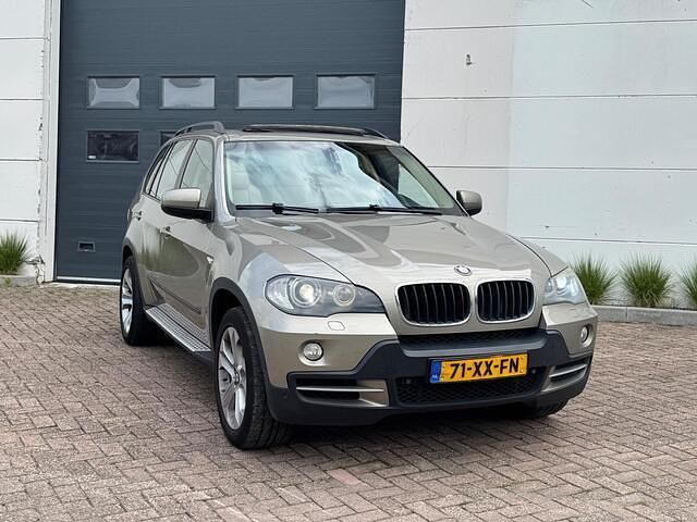 Bruin Gebruikt 2007 BMW X5 Executive SUV | € 7.499 - Afbeelding 1/4