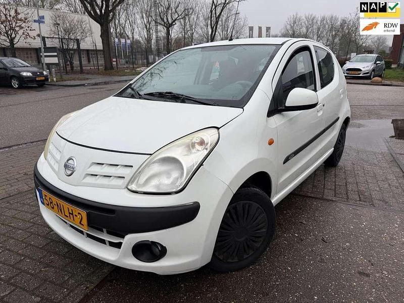 Wit Occasion 2010 Nissan Pixo Acenta Hatchback | € 1.499 (Goede deal) - Afbeelding 1/4