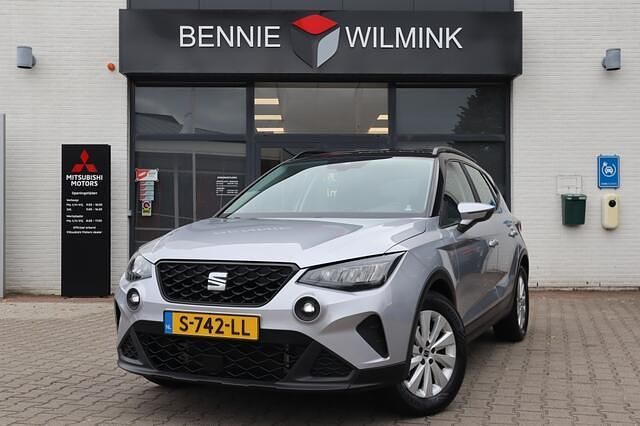 Grijs Occasion 2023 Seat Arona Style SUV | € 18.995 (Eerlijke prijs) - Afbeelding 1/4