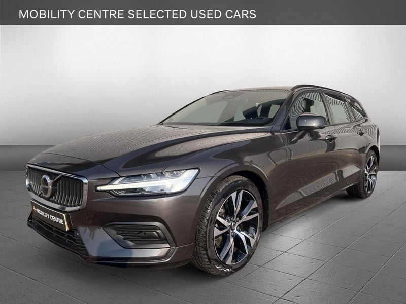 Grijs, metallic lak Gebruikt 2024 Volvo V60 Stationwagen | € 38.935 (Goede deal) - Afbeelding 1/4