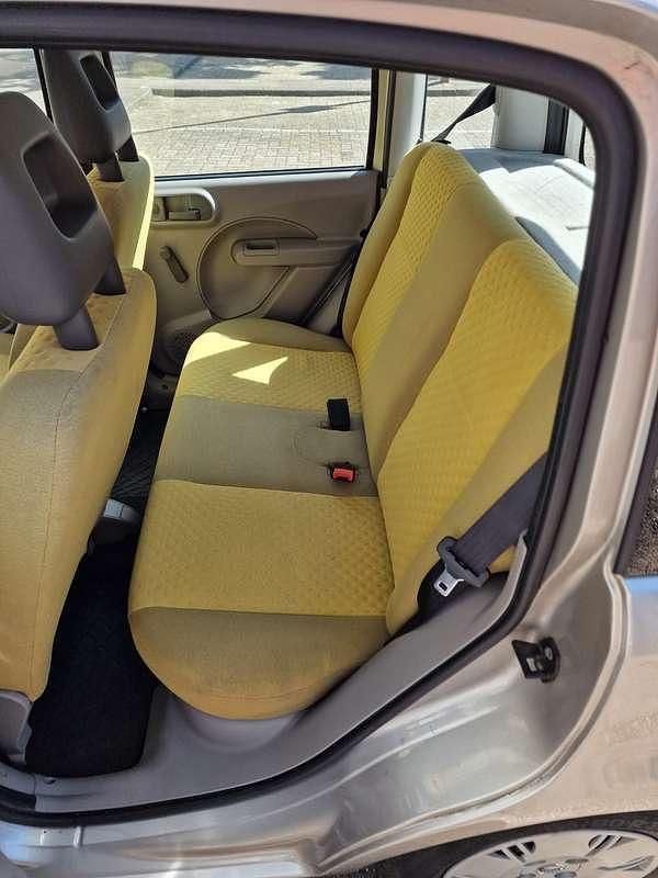 Zilver Gebruikt 2004 Fiat Panda Dynamic Hatchback | € 900 (Super prijs) - Afbeelding 1/4