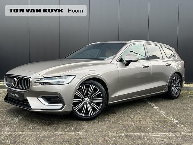 Grijs (metallic) Occasion 2018 Volvo V60 Inscription Stationwagen | € 23.950 (Duur) - Afbeelding 1/4